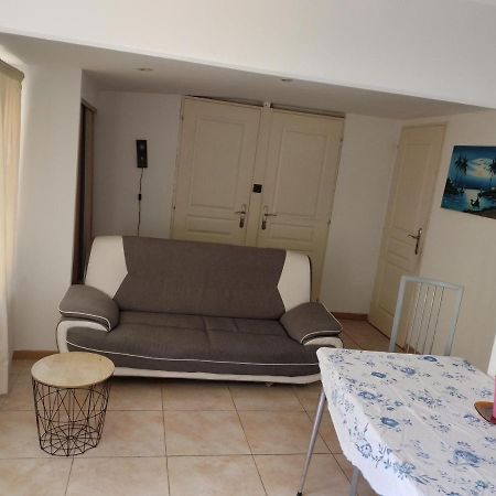 Vila Maison T3 Au Calme Pres De La Mer Istres Exteriér fotografie